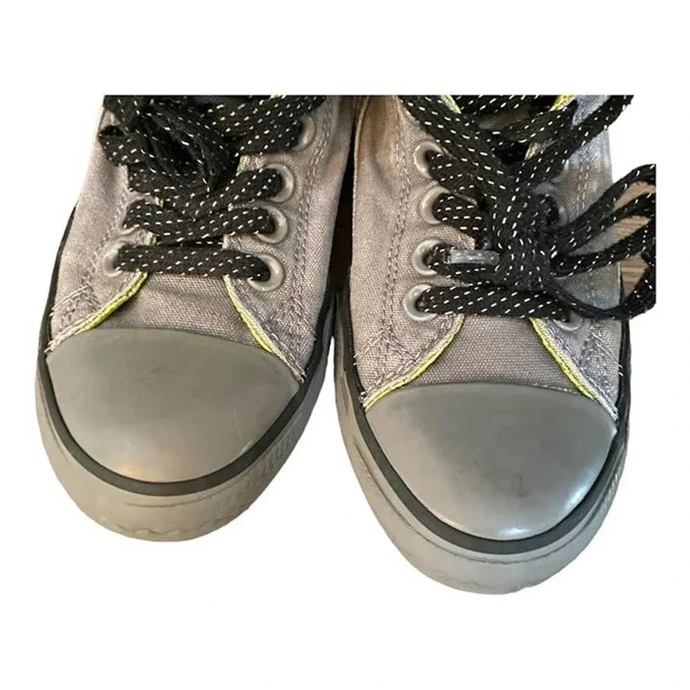 Converse Low Top Climate Boys US 3 Gray Black Lace Up Athletic Sneakers Pre-Owne